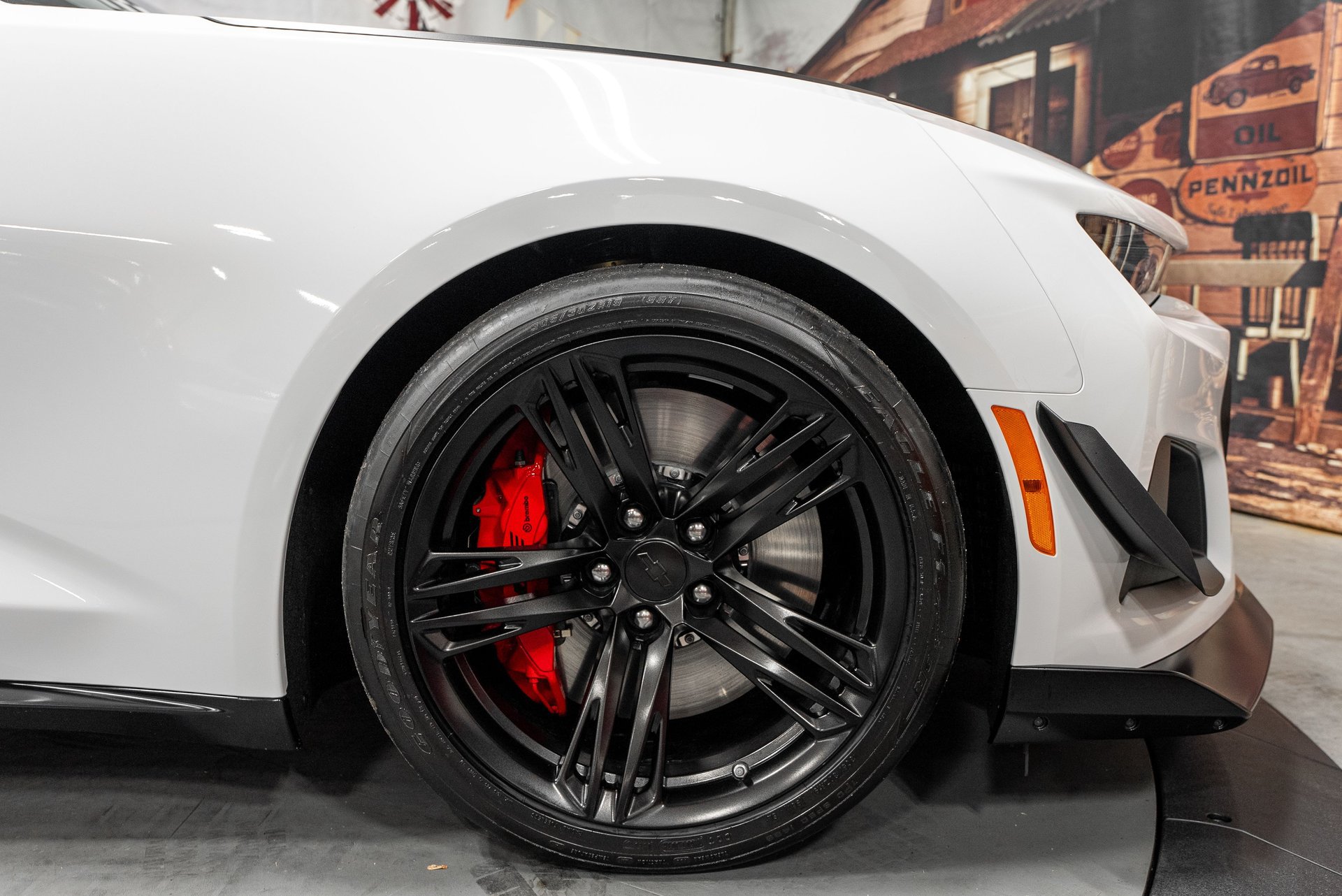 Used 2024 Chevrolet Camaro ZL1 RWD image 10