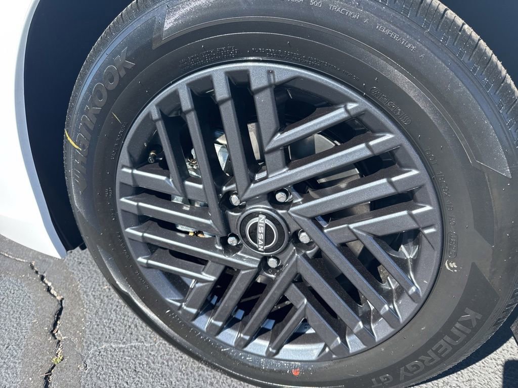 New 2026 Nissan Sentra SV w/ Floor Mat Package FWD image 9