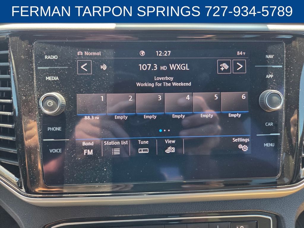 Used 2020 Volkswagen Atlas Cross Sport SEL R-Line AWD/4WD image 28