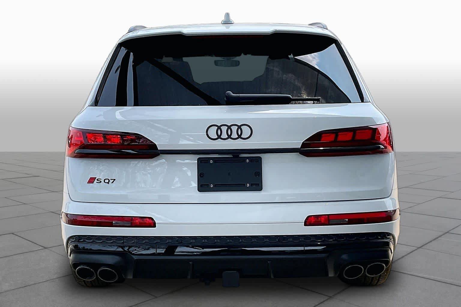 New 2026 Audi SQ7 Prestige AWD/4WD image 4