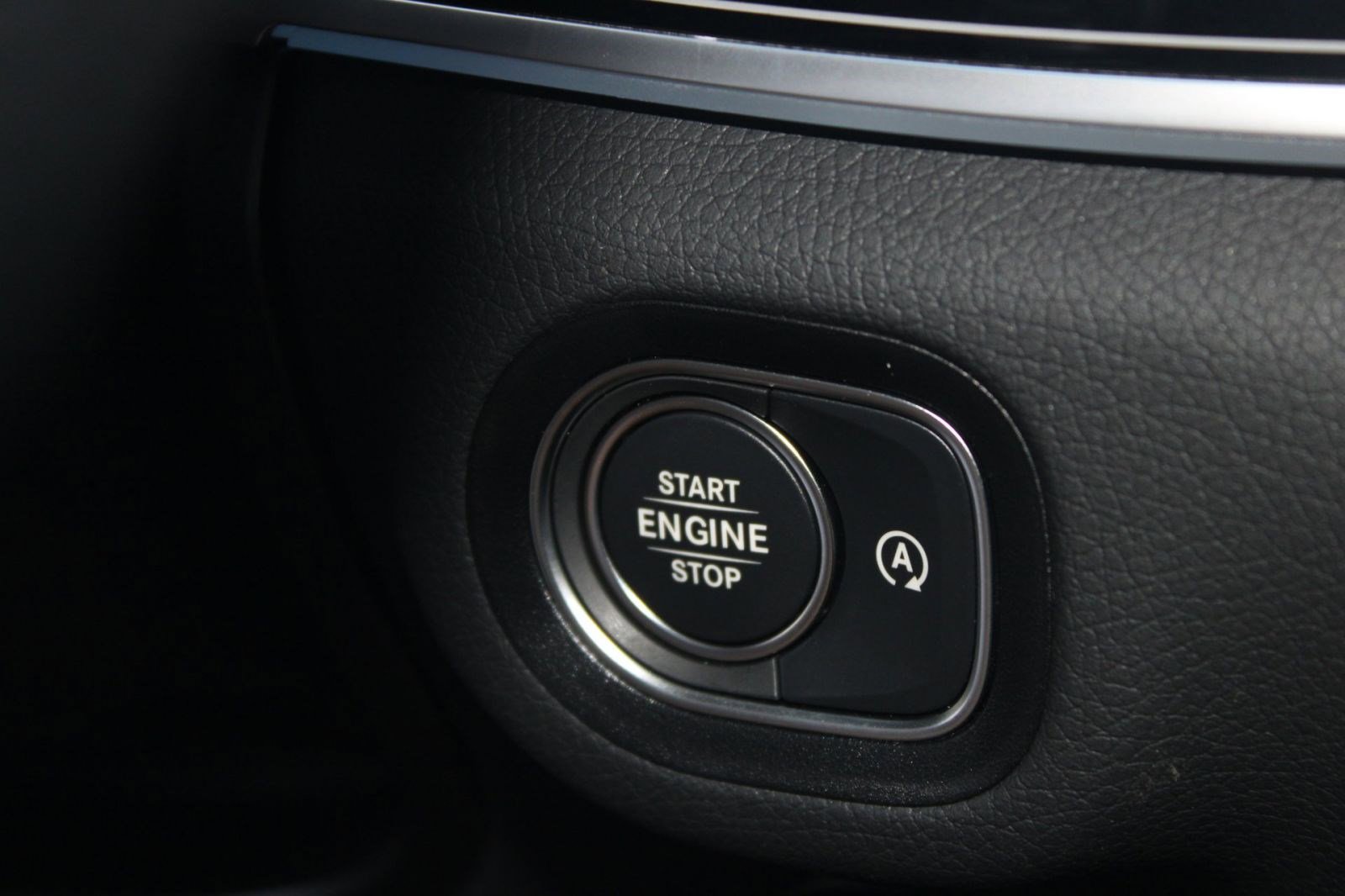 New 2026 Mercedes-Benz GLS 450 4MATIC image 28