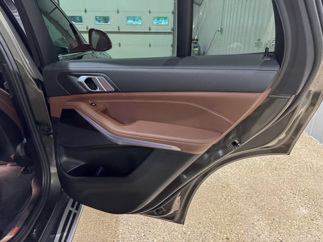 Used 2021 BMW X5 xDrive40i w/ Convenience Package AWD/4WD image 27