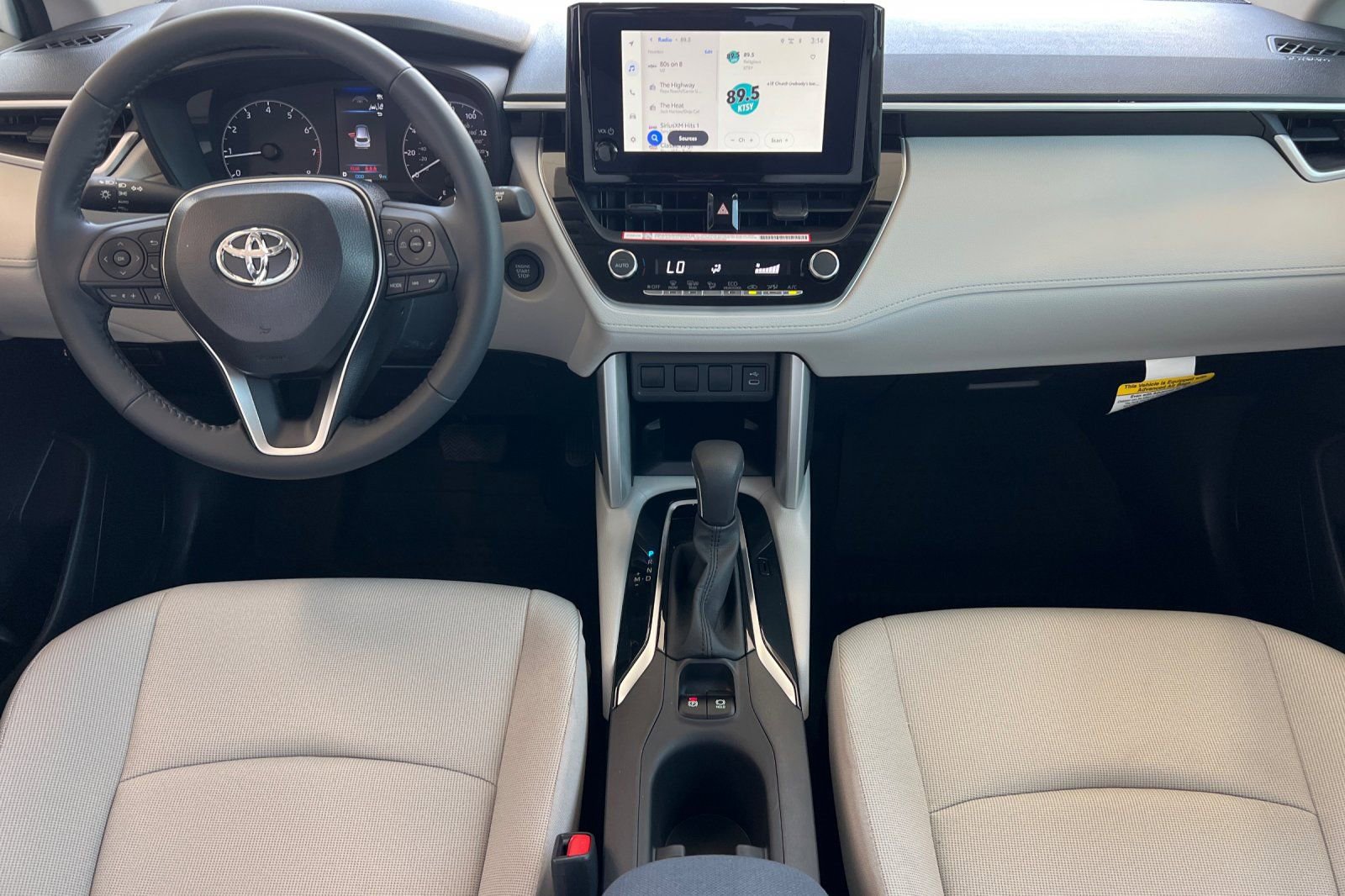 Certified 2025 Toyota Corolla Cross LE image 10