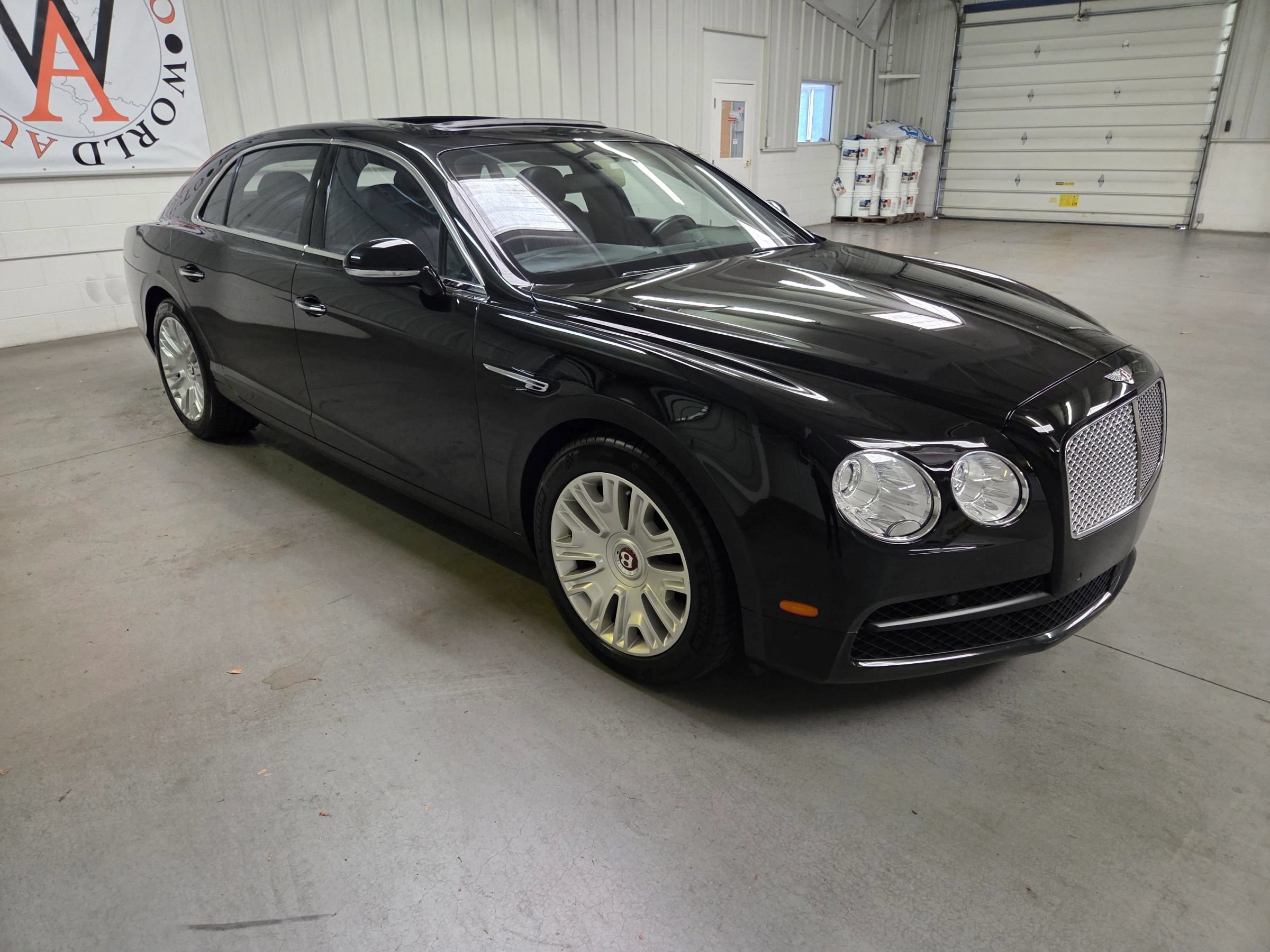 Used 2018 Bentley Flying Spur V8 AWD/4WD image 10