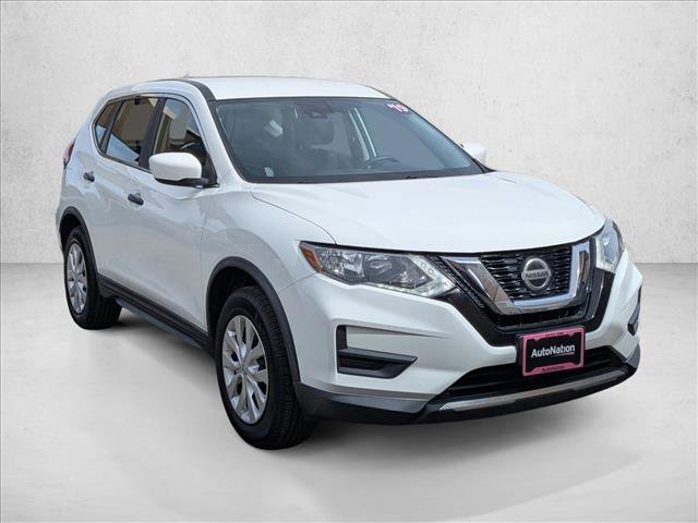 Used 2019 Nissan Rogue S image 3