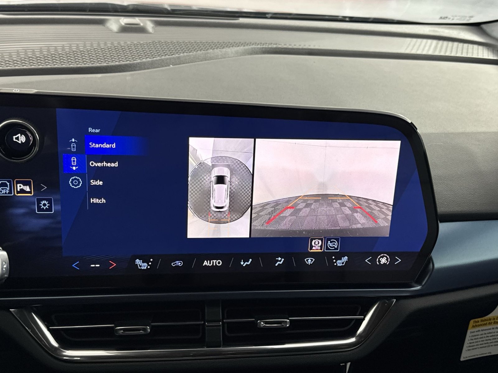 New 2026 Chevrolet Equinox EV LT AWD/4WD image 19