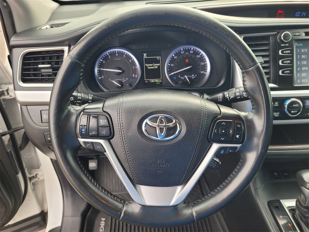Used 2019 Toyota Highlander XLE image 21