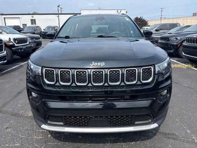 Certified 2023 Jeep Compass Limited AWD/4WD image 2