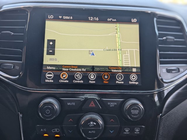 Used 2020 Jeep Grand Cherokee Altitude AWD/4WD image 13