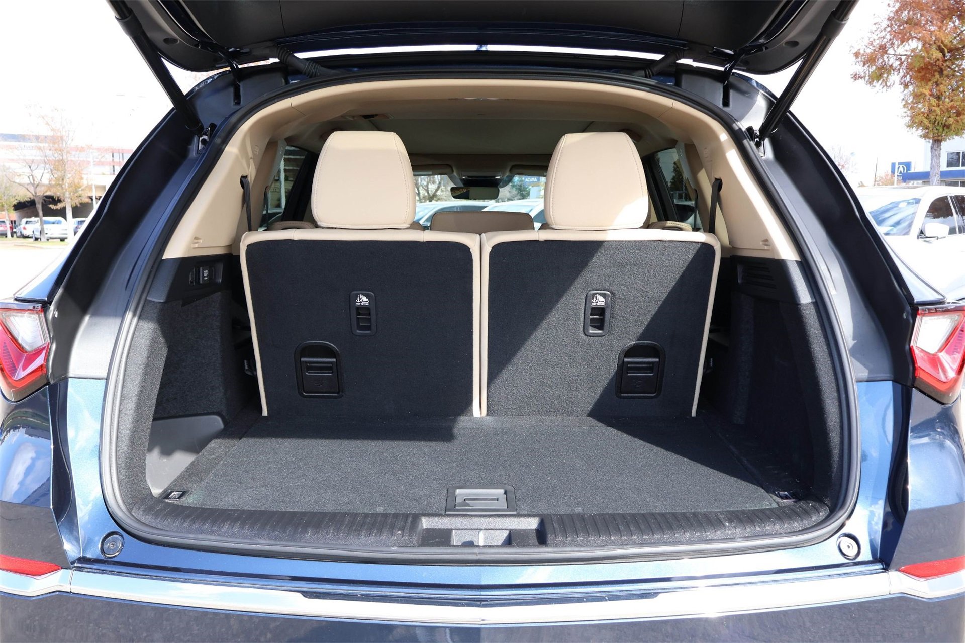 Certified 2025 Acura MDX SH-AWD image 19