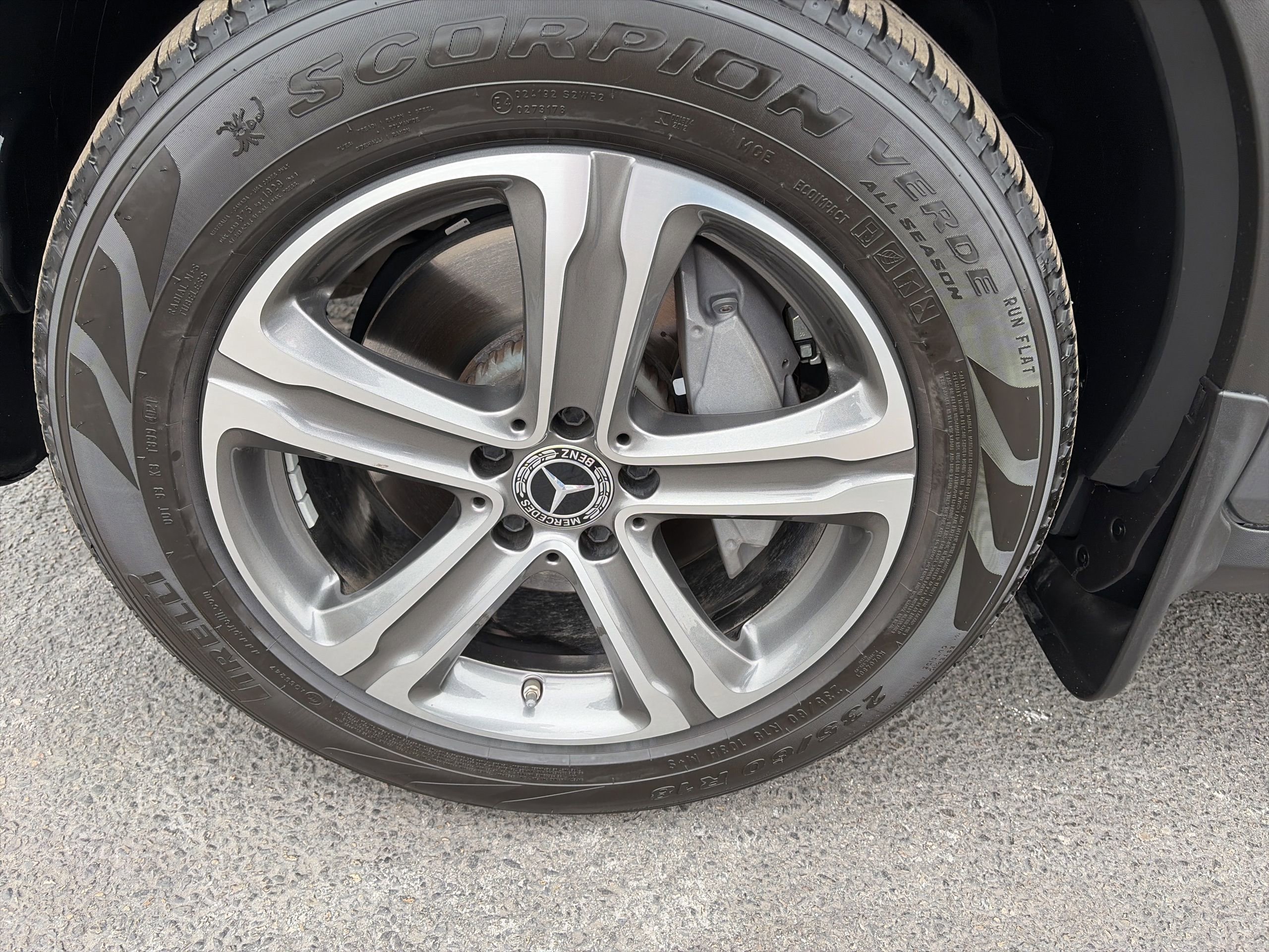 Used 2022 Mercedes-Benz GLC 300 4MATIC image 10