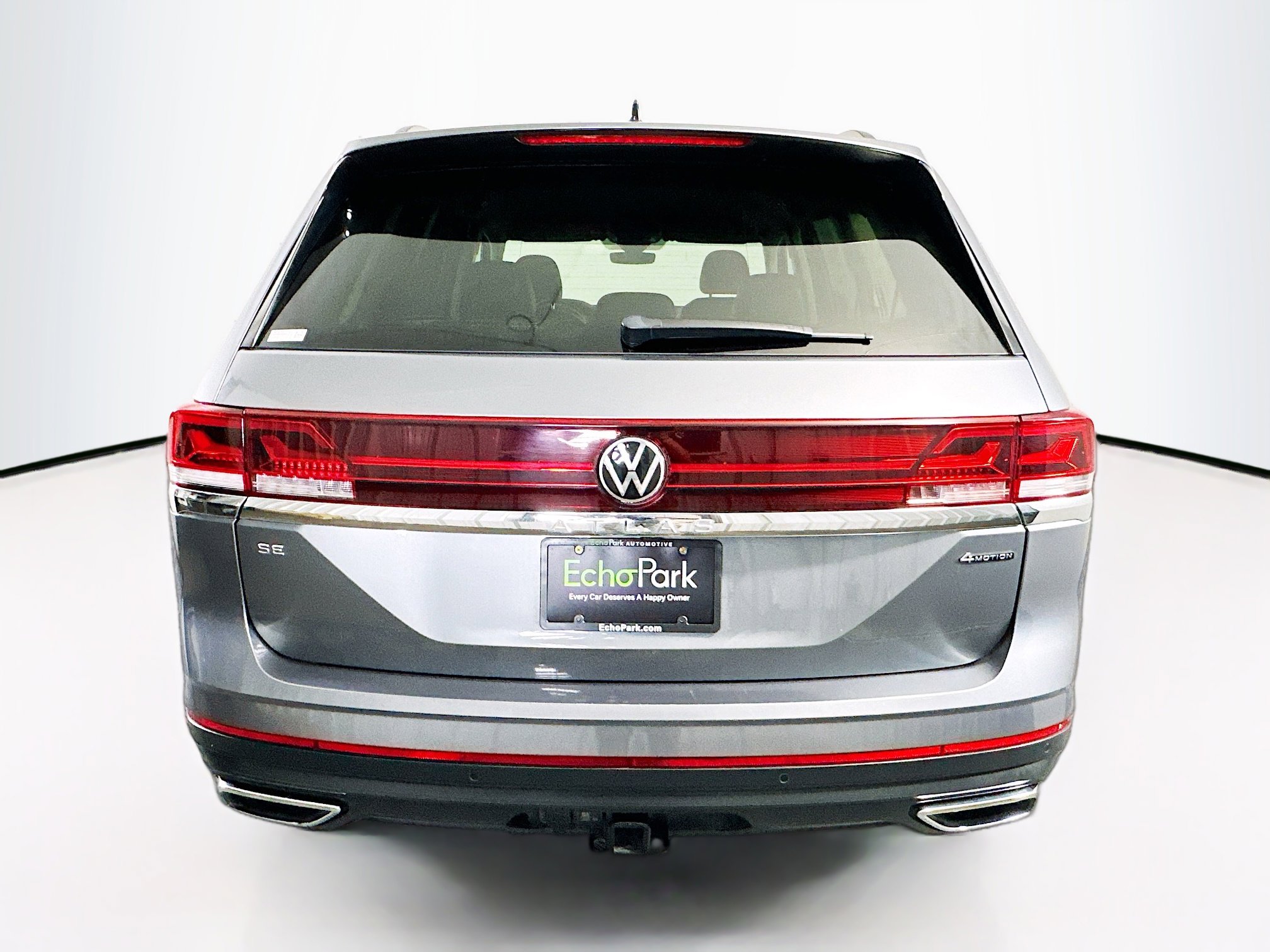 Used 2025 Volkswagen Atlas SE image 7