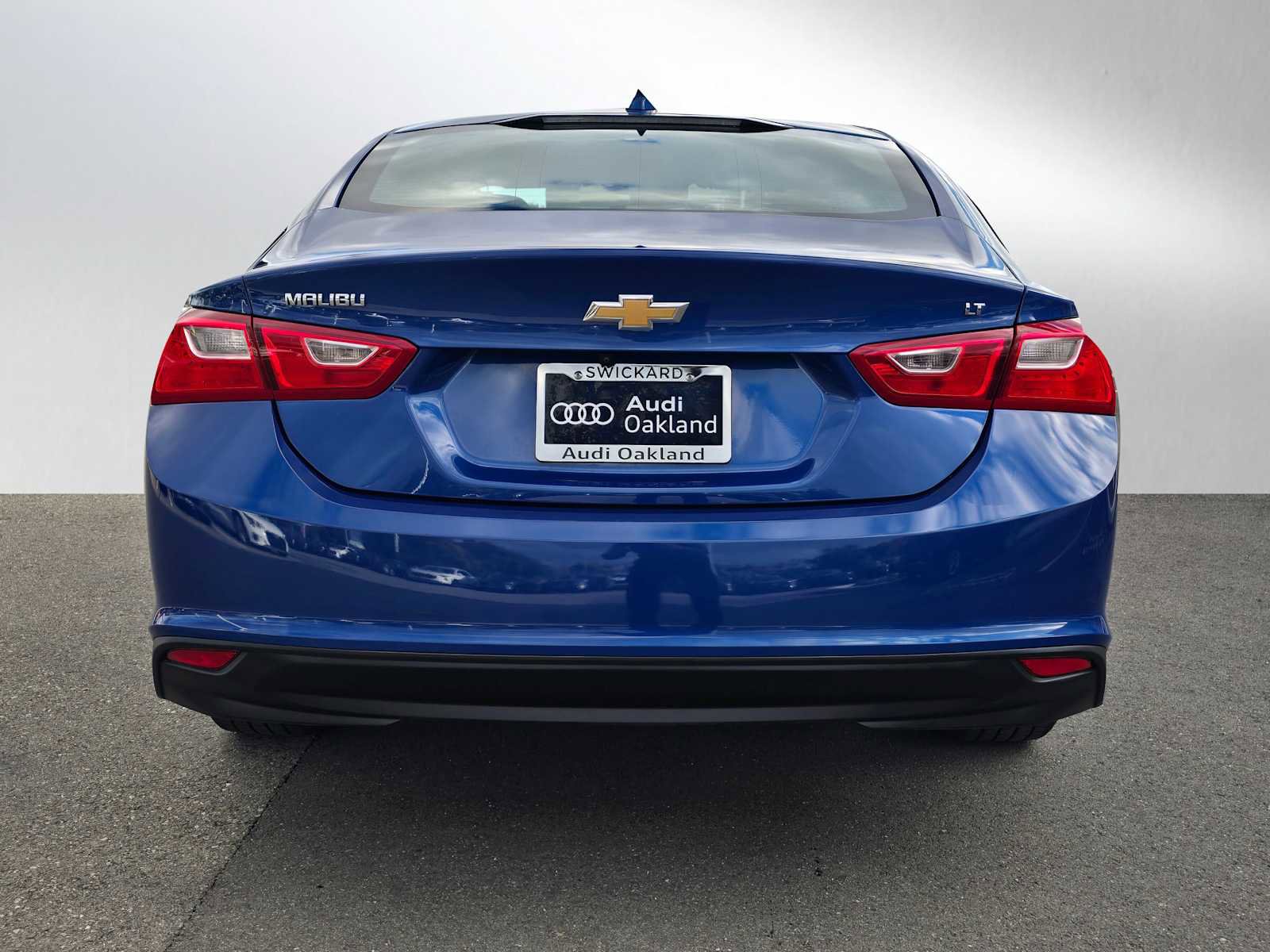 Used 2023 Chevrolet Malibu LT image 4