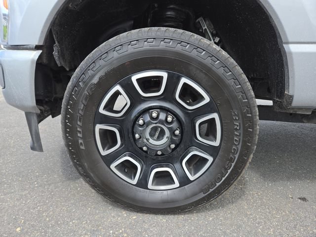 Used 2023 Ford F350 Platinum AWD/4WD image 7