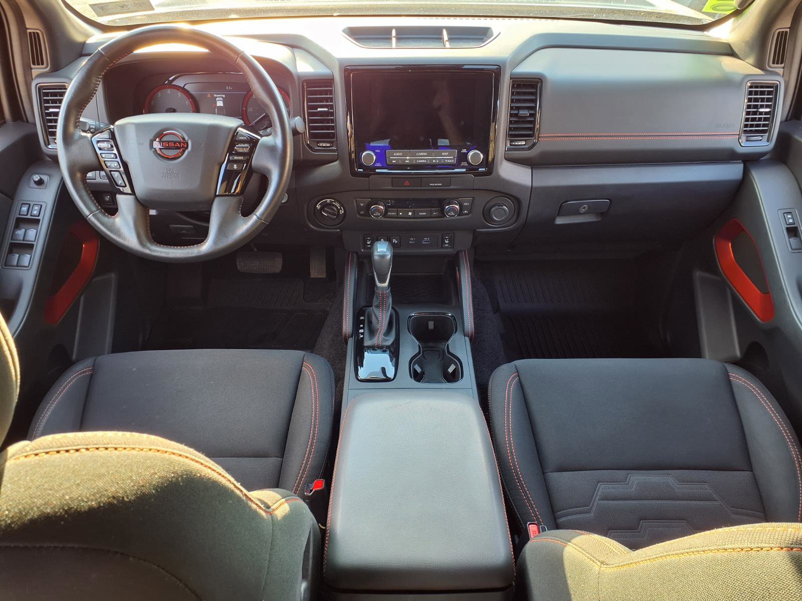 Used 2022 Nissan Frontier PRO-4X image 10