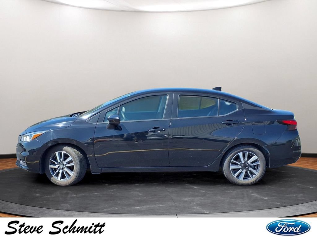 Used 2021 Nissan Versa SV FWD image 2