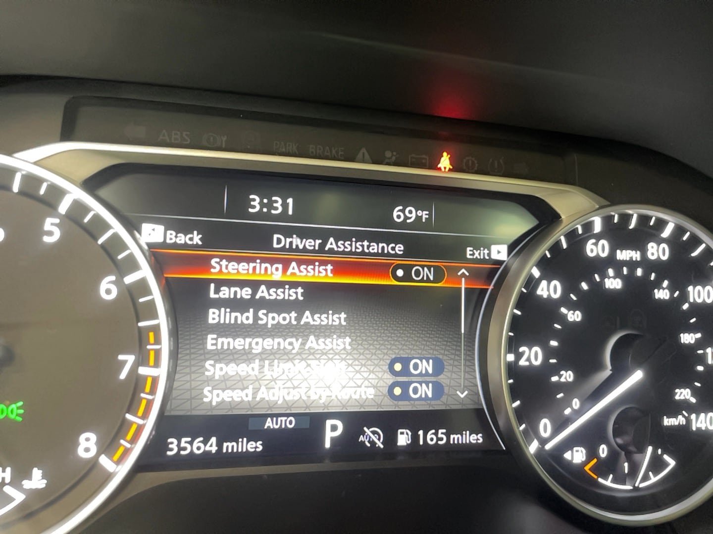Used 2025 Nissan Pathfinder SL w/ SL Premium Package AWD/4WD image 11