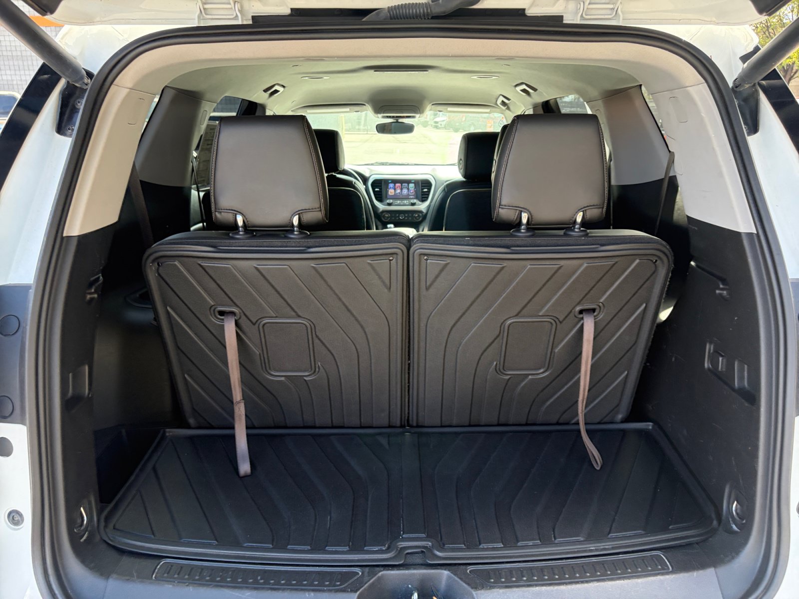 Used 2018 GMC Acadia SLT AWD/4WD image 27