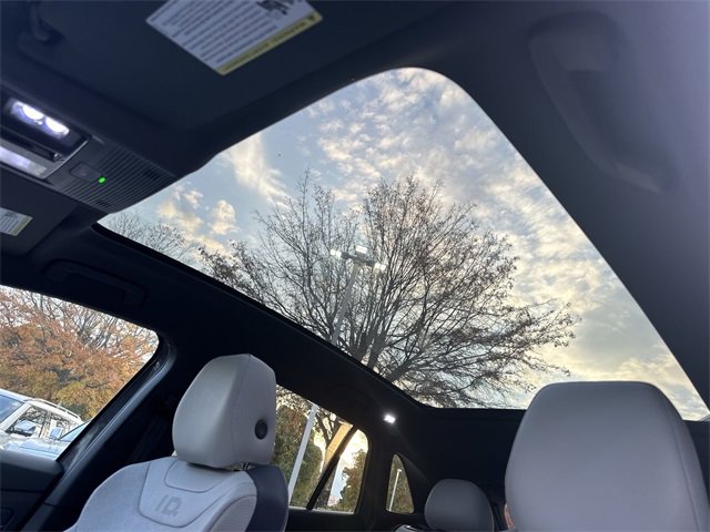 New 2025 Volkswagen ID.4 Pro S Plus image 19