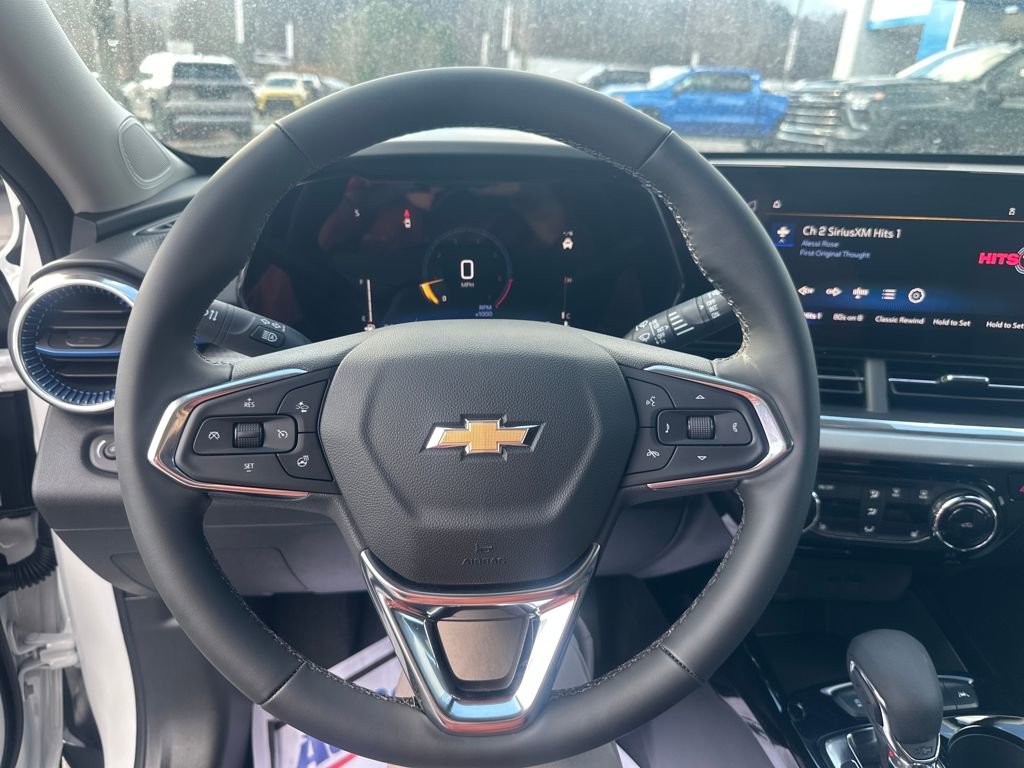 New 2025 Chevrolet Trax LT w/ LT Convenience Package image 37