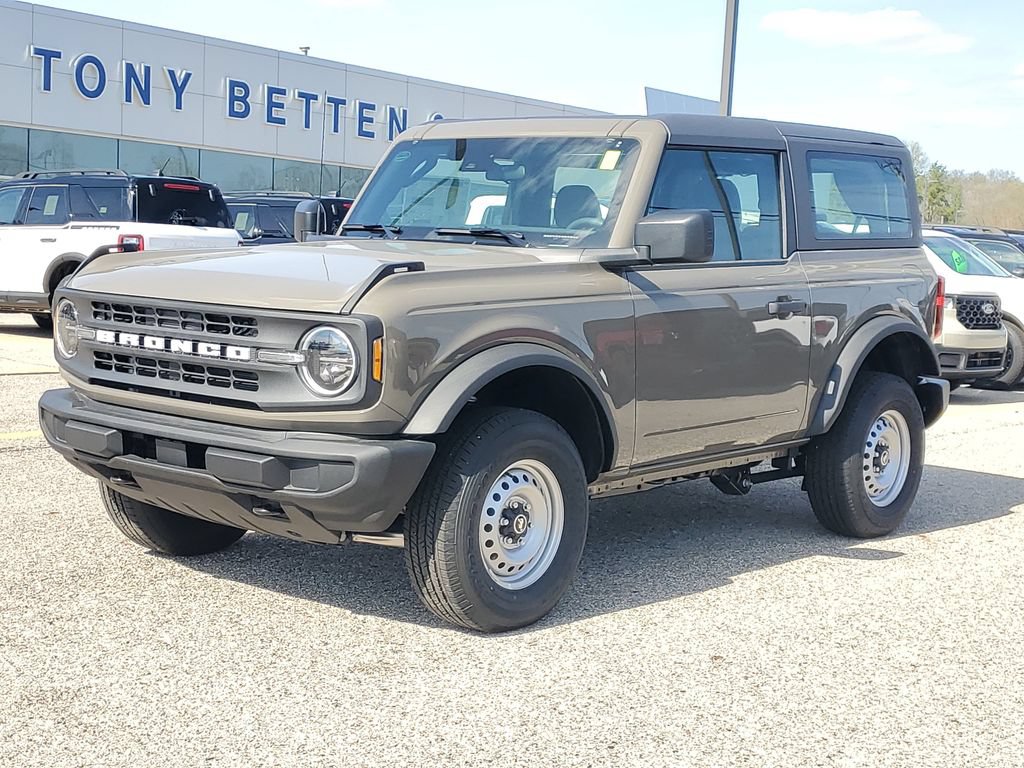 New 2026 Ford Bronco 2-Door AWD/4WD image 2