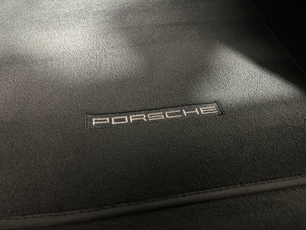 Certified 2016 Porsche 911 Targa 4 AWD/4WD image 18