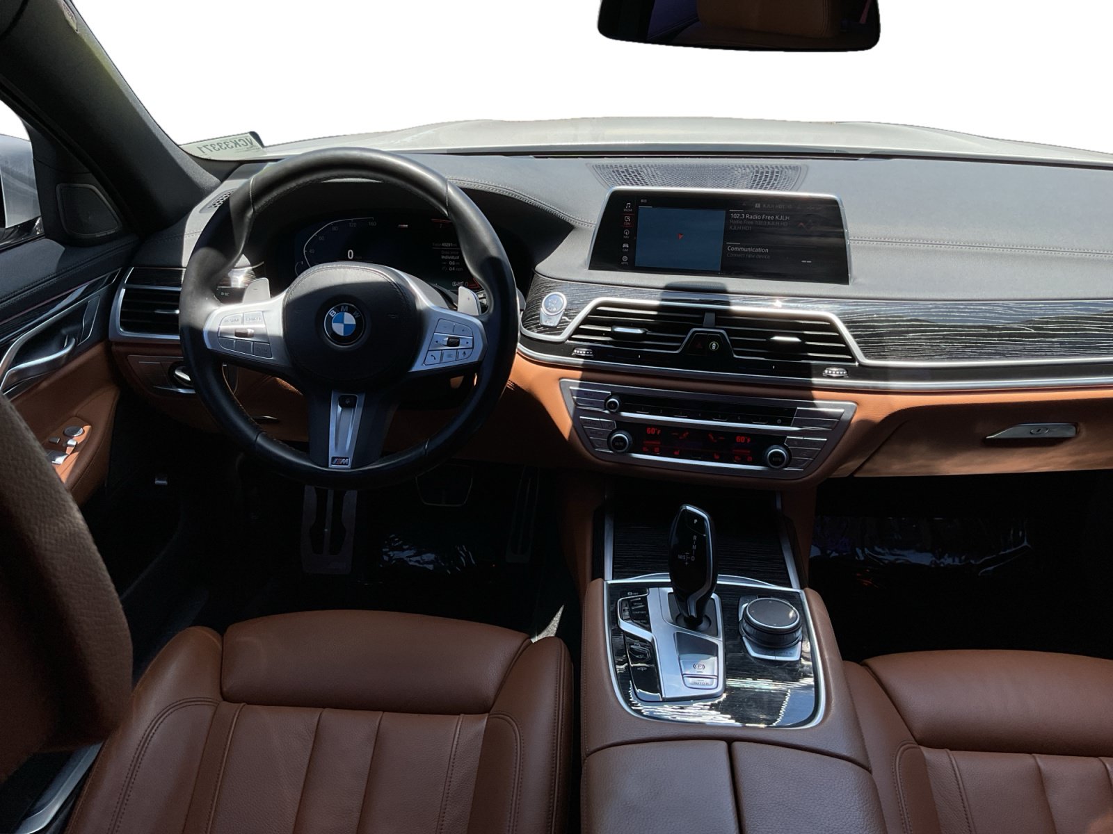 Used 2022 BMW 740i w/ M Sport Package RWD image 14