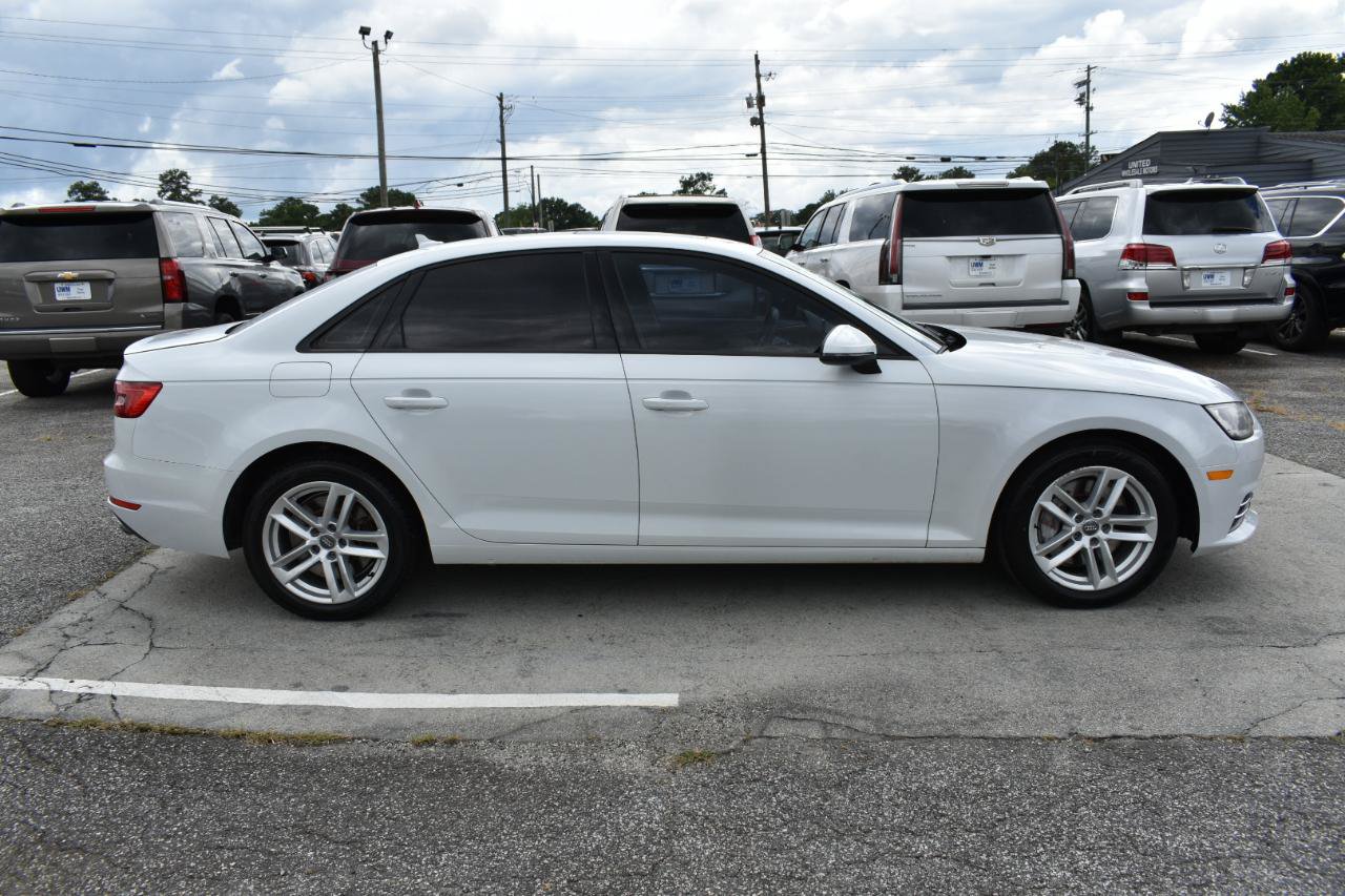Used 2017 Audi A4 2.0T Premium FWD image 5