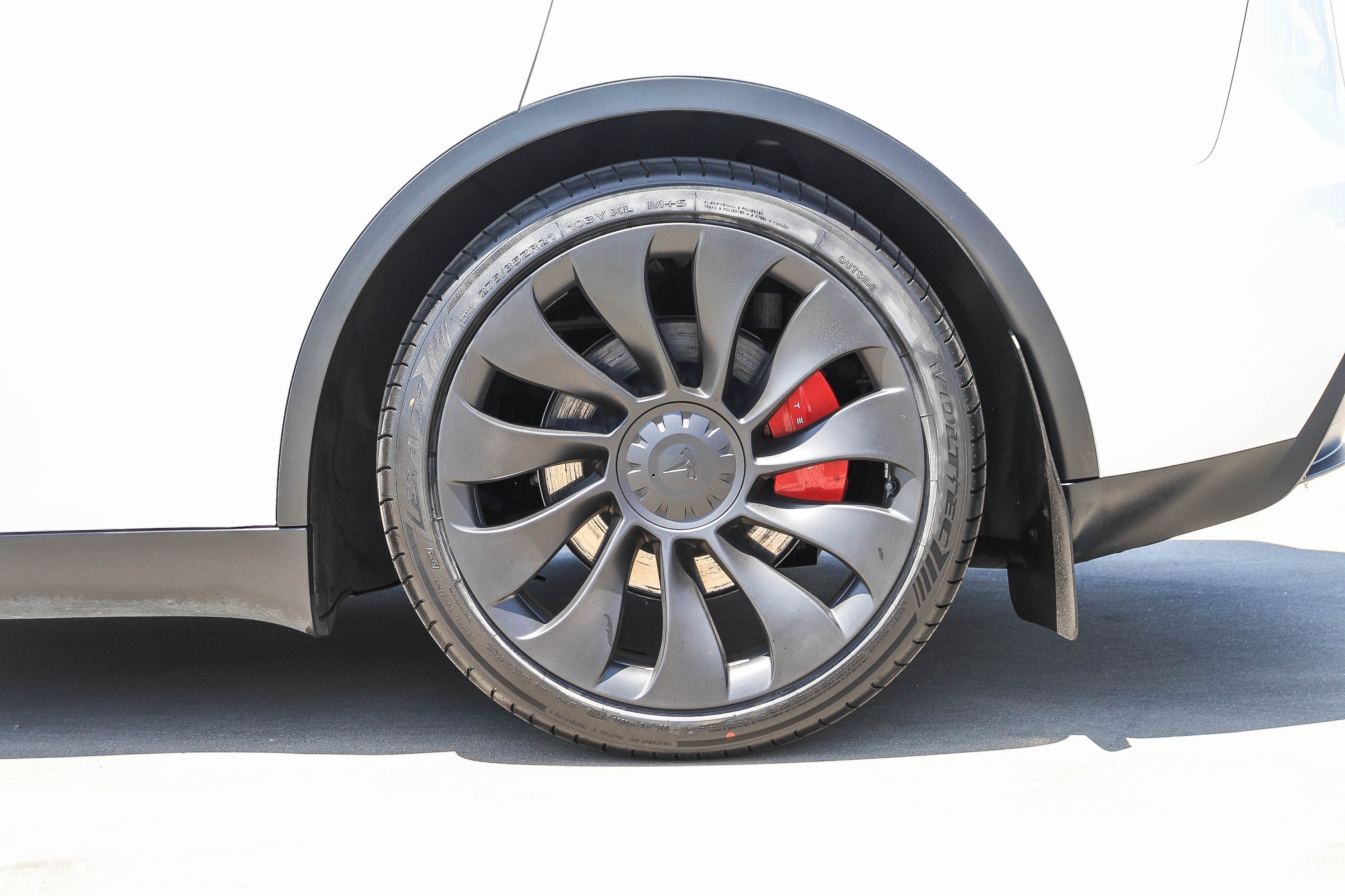 Used 2023 Tesla Model Y Performance AWD/4WD image 11