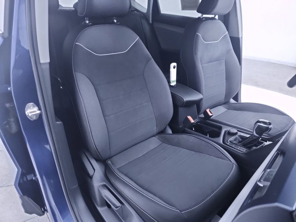 Used 2024 Volkswagen Taos SE image 22