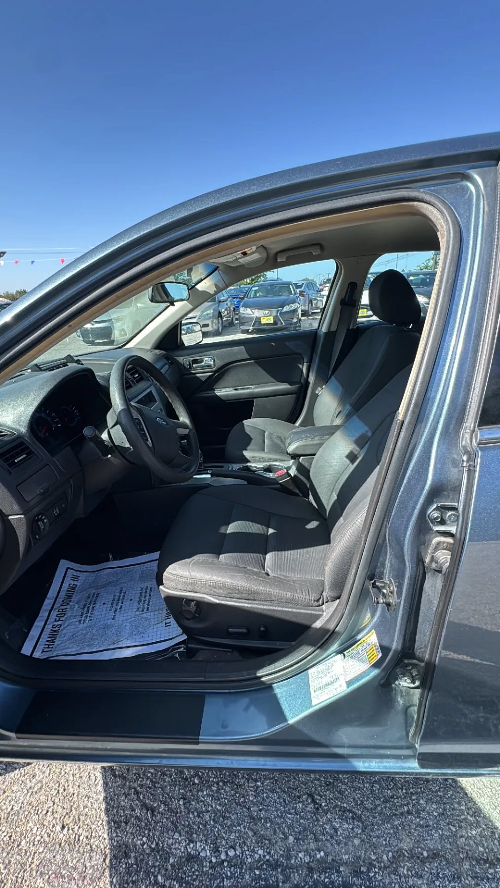 Used 2011 Ford Fusion SE FWD image 9