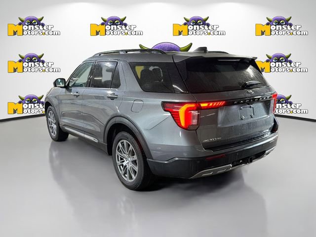 Used 2025 Ford Explorer Active w/ Active Comfort Package image 6
