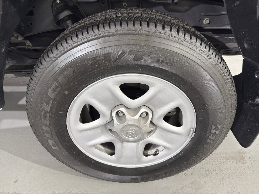 Used 2020 Toyota Tundra SR5 w/ SR5 Leather Package image 6