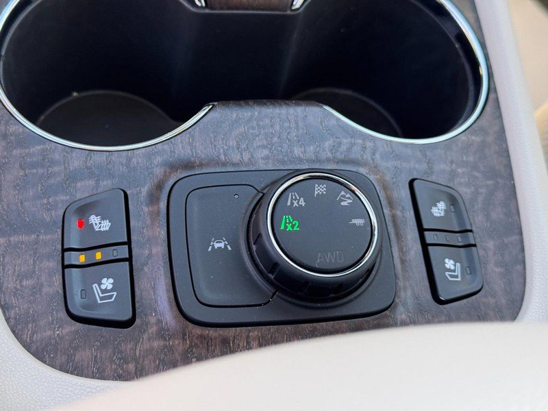 Used 2022 GMC Acadia Denali w/ Denali Technology Package image 20