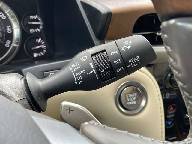 Used 2021 Lexus LX 570 4WD w/ Luxury Package image 42
