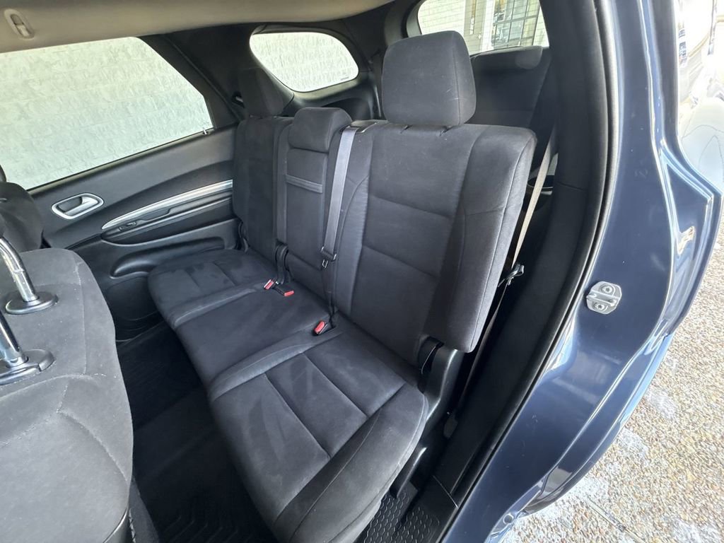 Used 2020 Dodge Durango SXT image 24
