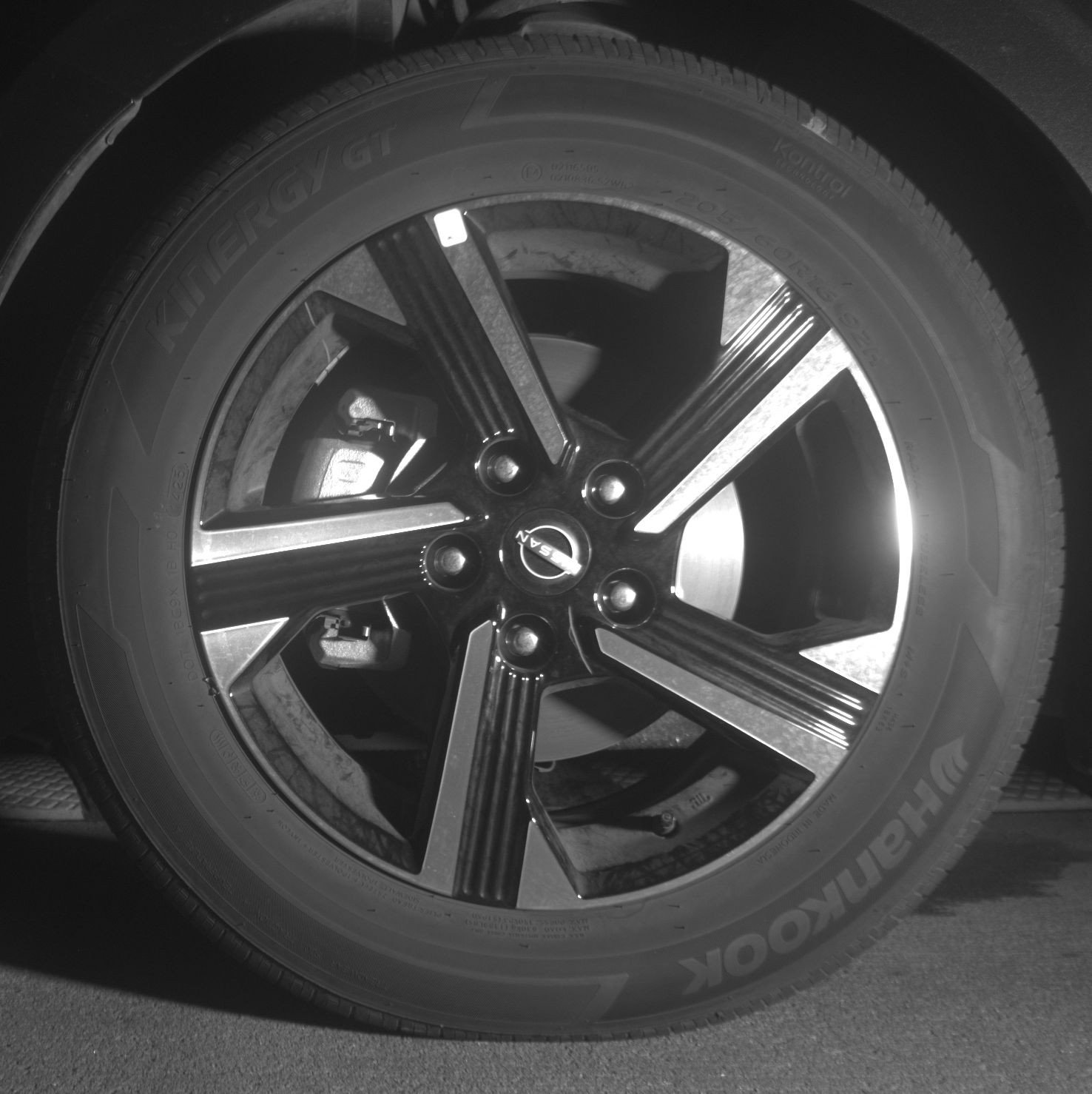 Used 2025 Nissan Sentra SV FWD image 12