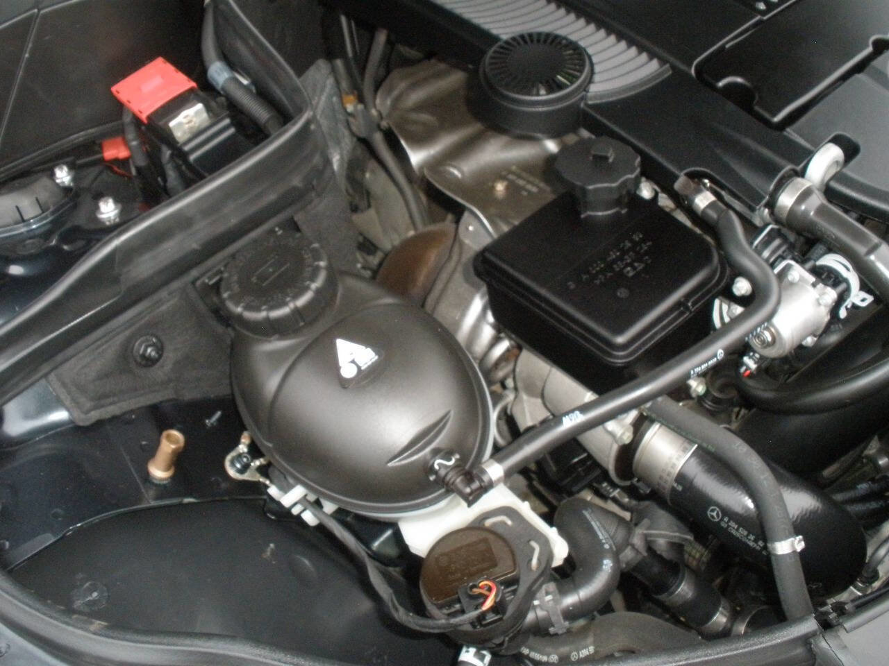 Used 2013 Mercedes-Benz C 250 Sedan image 15