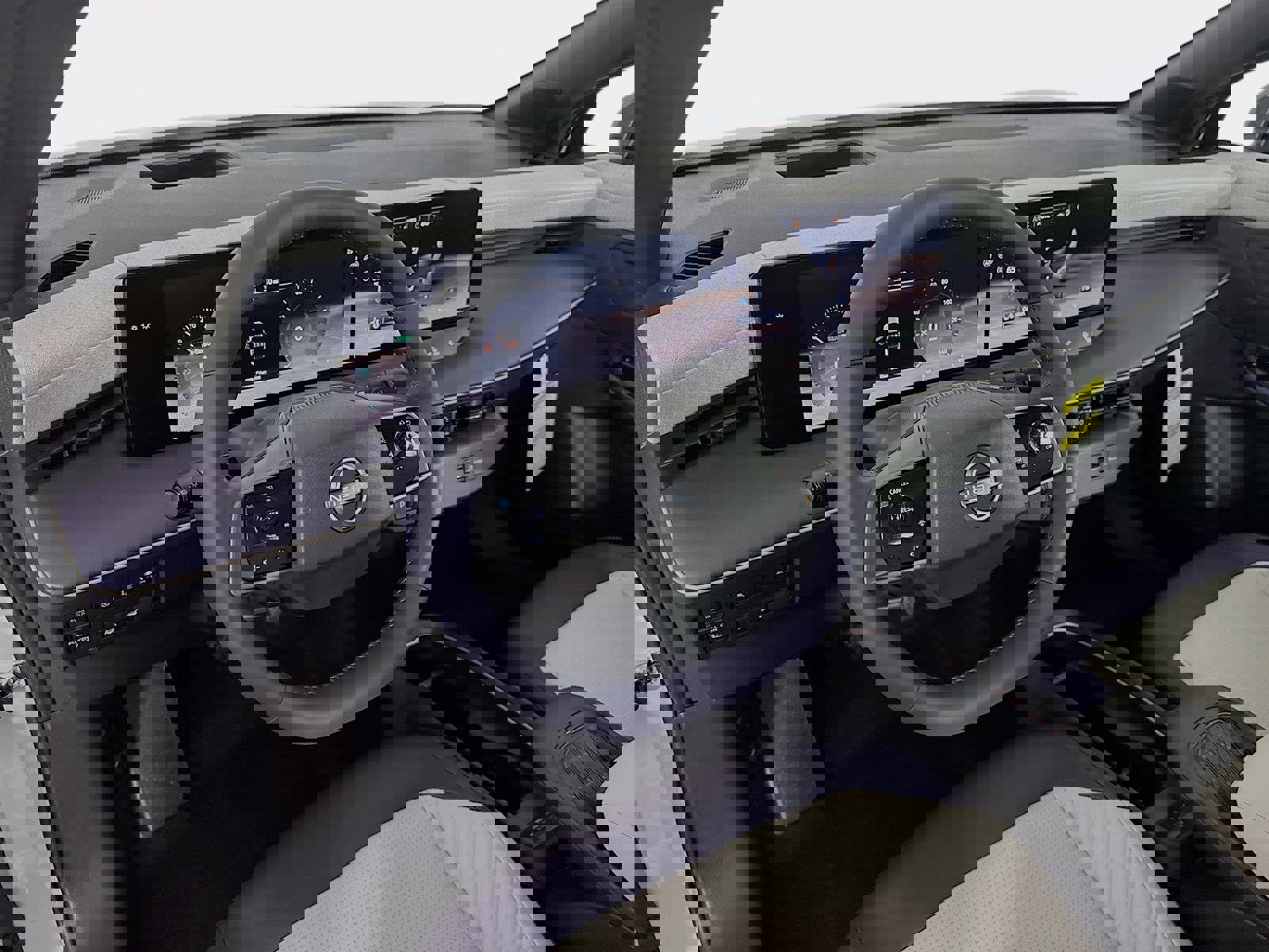 New 2026 Nissan Leaf Platinum+ image 9