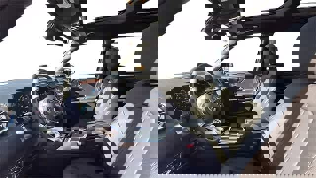 Certified 2025 Mercedes-Benz GLB 250 4MATIC image 7