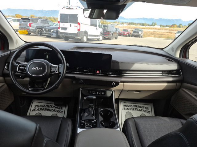 Used 2026 Kia Carnival EX FWD image 22
