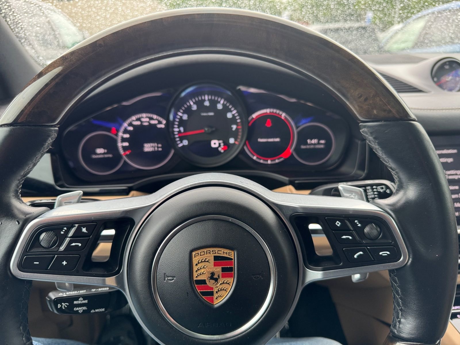 Used 2019 Porsche Cayenne AWD/4WD image 23