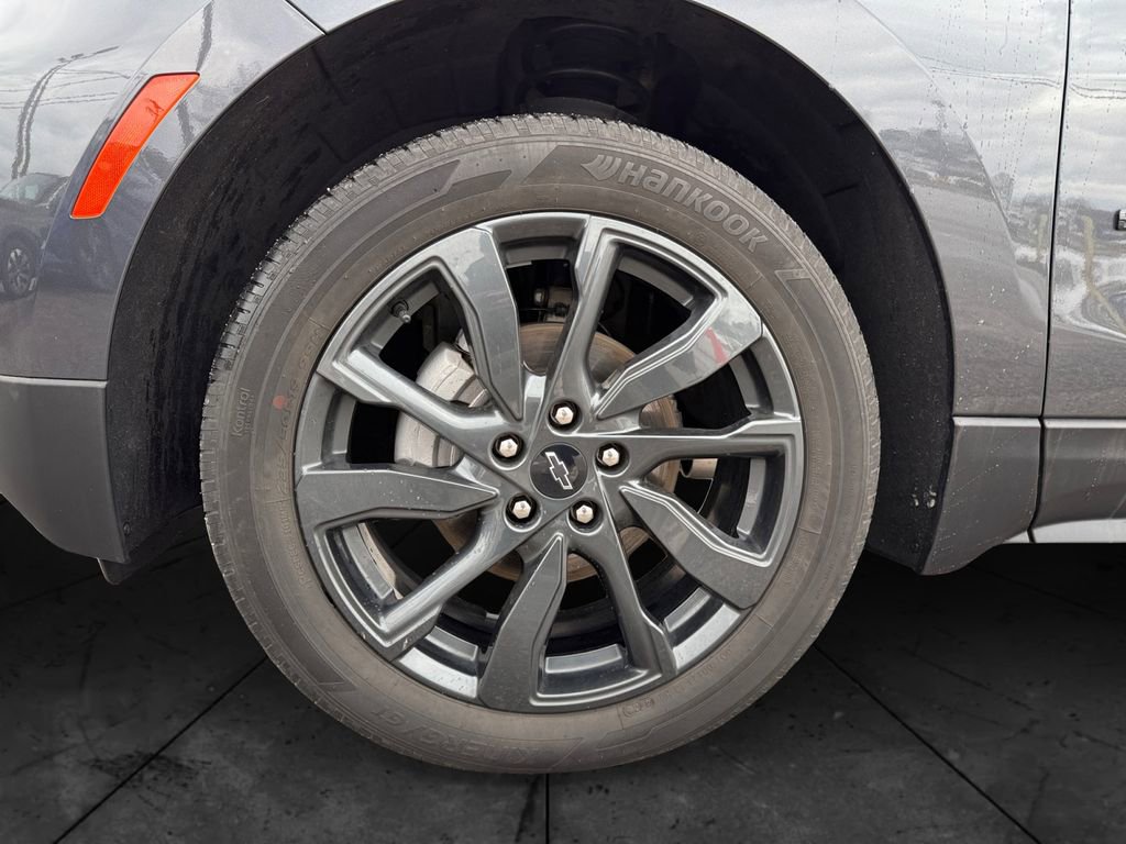 Used 2023 Chevrolet Equinox RS w/ RS Leather Package image 14
