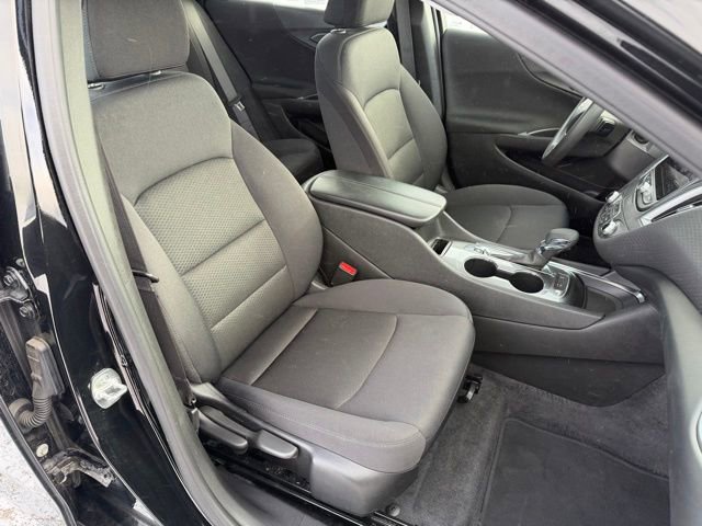 Used 2025 Chevrolet Malibu LT image 20