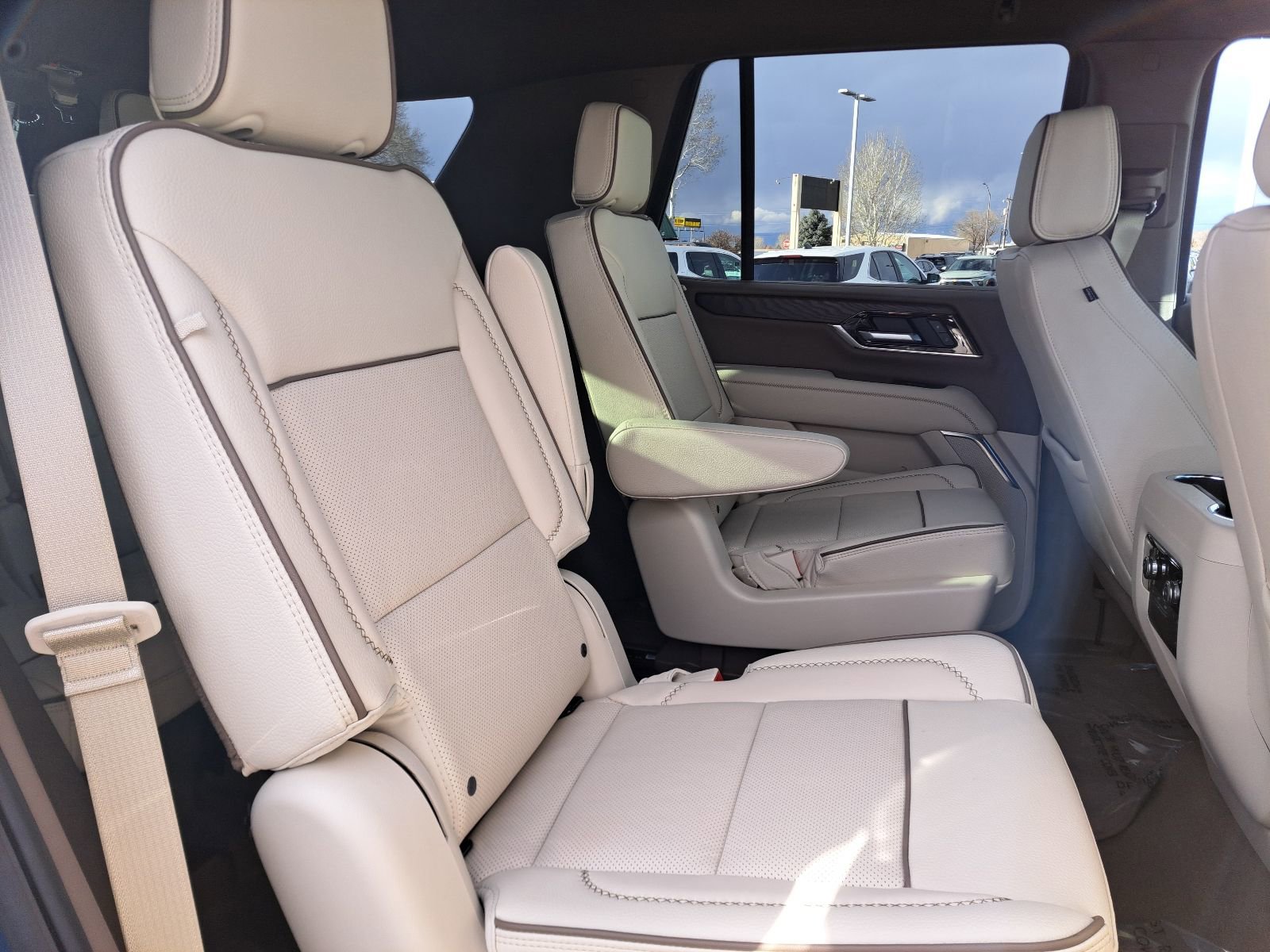 New 2026 GMC Yukon Denali image 30