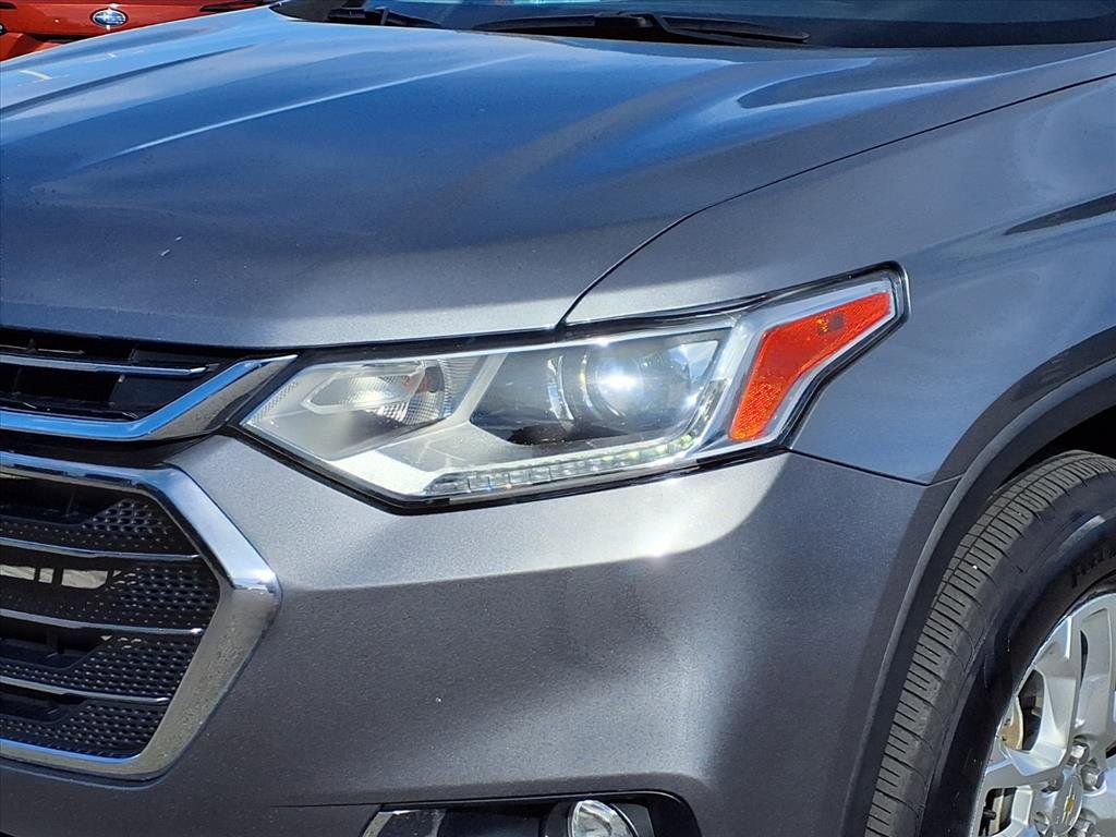 Used 2020 Chevrolet Traverse LT image 21