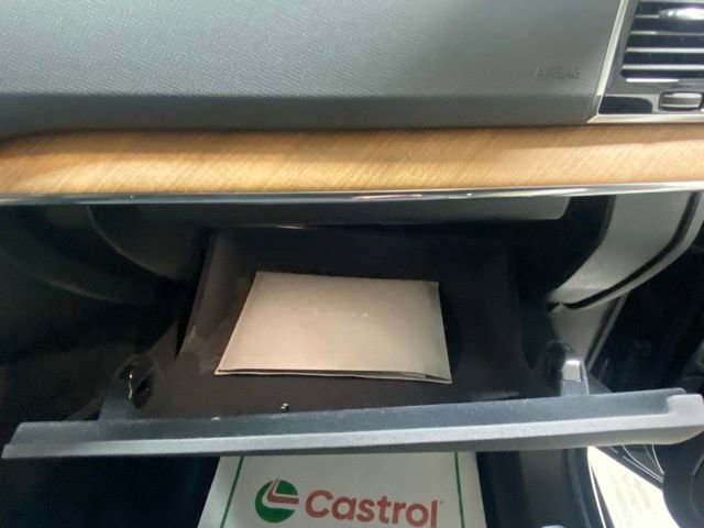 Certified 2025 Volvo XC90 B6 Ultra image 30