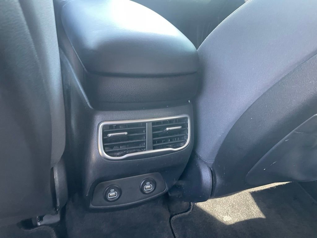 Used 2021 Hyundai Santa Fe SE w/ Cargo Package image 22