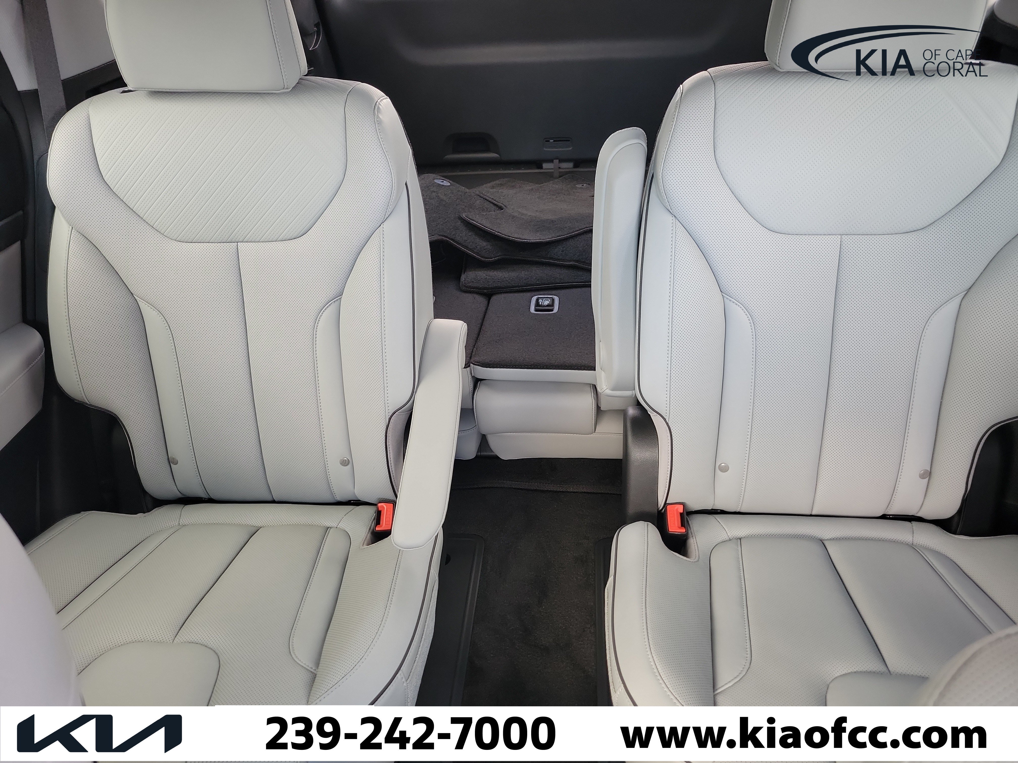 Used 2024 Hyundai Palisade SEL w/ Premium Package FWD image 30