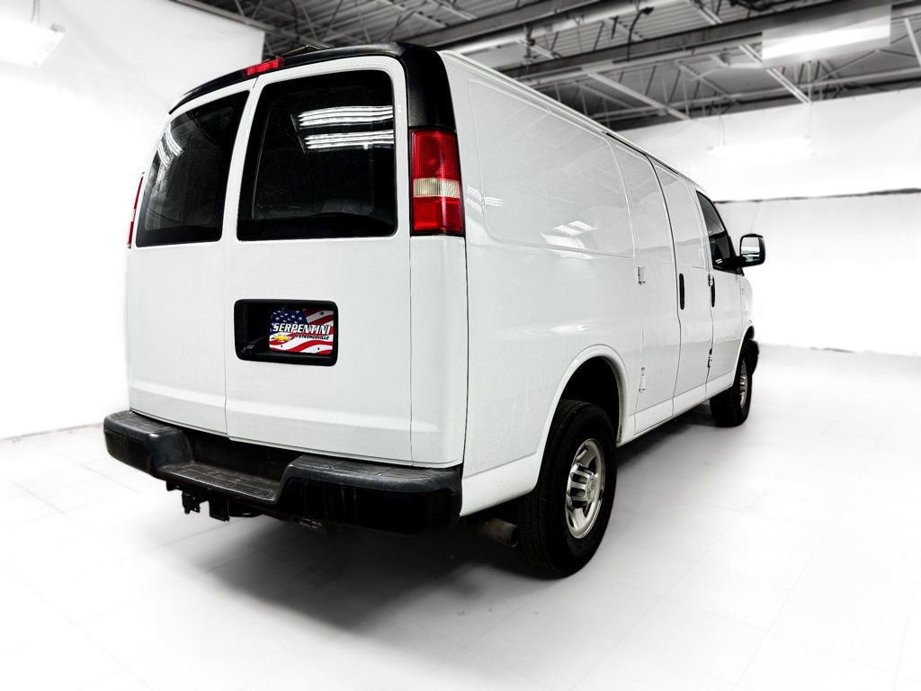 Used 2014 Chevrolet Express 3500 image 6